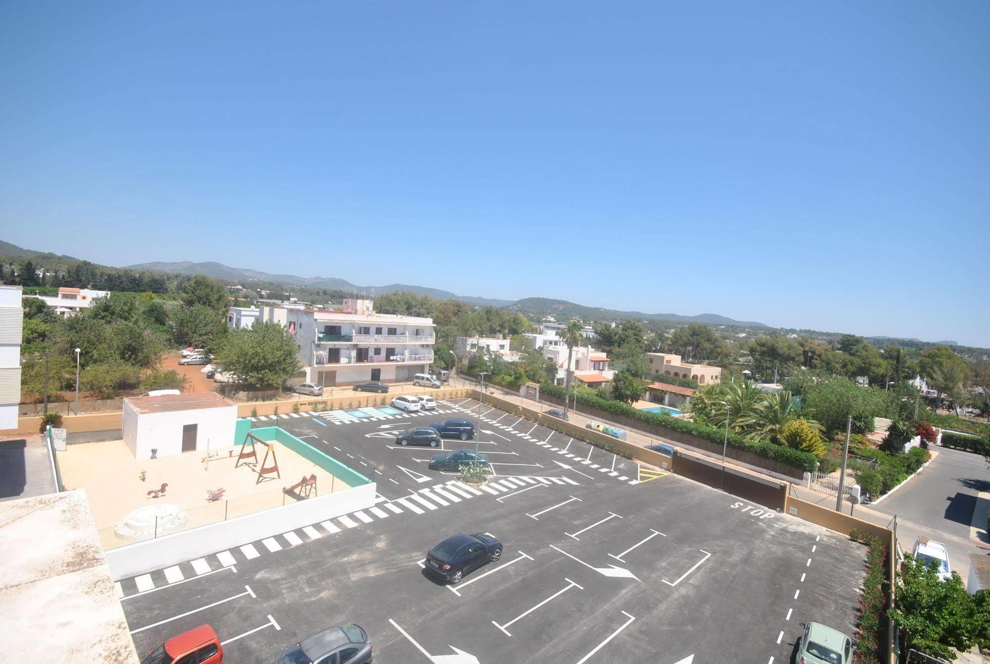 Casa Luis Apartments Santa Eularia des Riu Exteriör bild