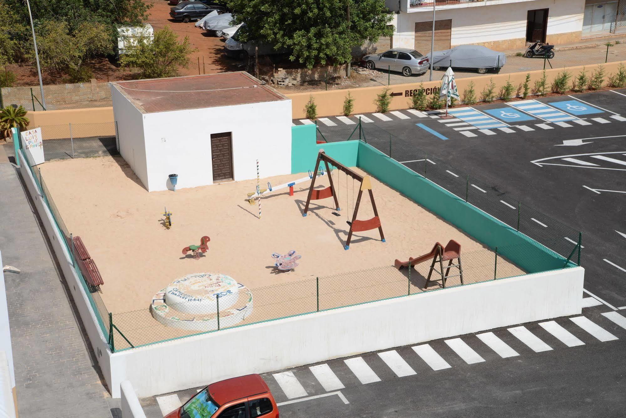 Casa Luis Apartments Santa Eularia des Riu Exteriör bild